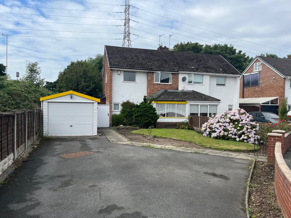 3 bed semidetached house for sale in Sefton Drive, Maghull, Liverpool
