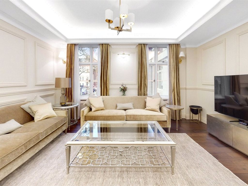 Chesterfield House, Mayfair W1J  