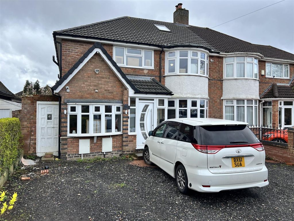 6 bed semidetached house for sale in Green Lane, Castle Bromwich