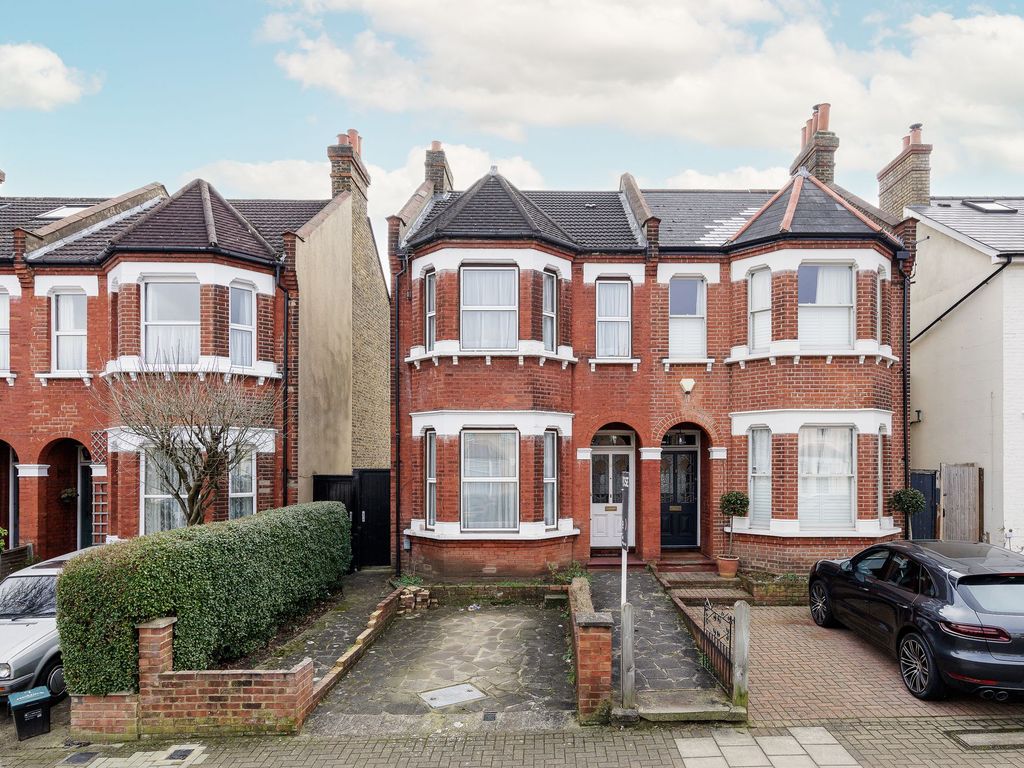 3 bed semidetached house for sale in Mackenzie Road, Beckenham BR3, £
