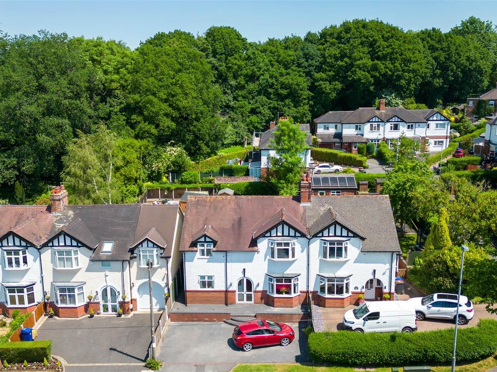 4 bed semidetached house for sale in Pilkington Avenue, Westlands