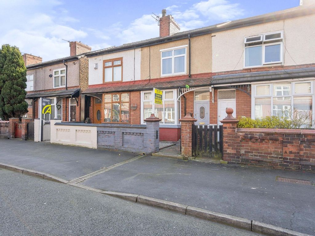 3 bed terraced house to rent in Tennyson Street, Sutton Manor, St