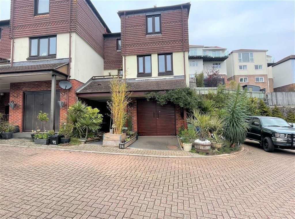 2 bed property to rent in Mariners Way, Preston, Paignton TQ3 Zoopla