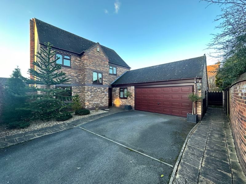 4 bed detached house for sale in Woodford Green, Bratton, Telford TF5