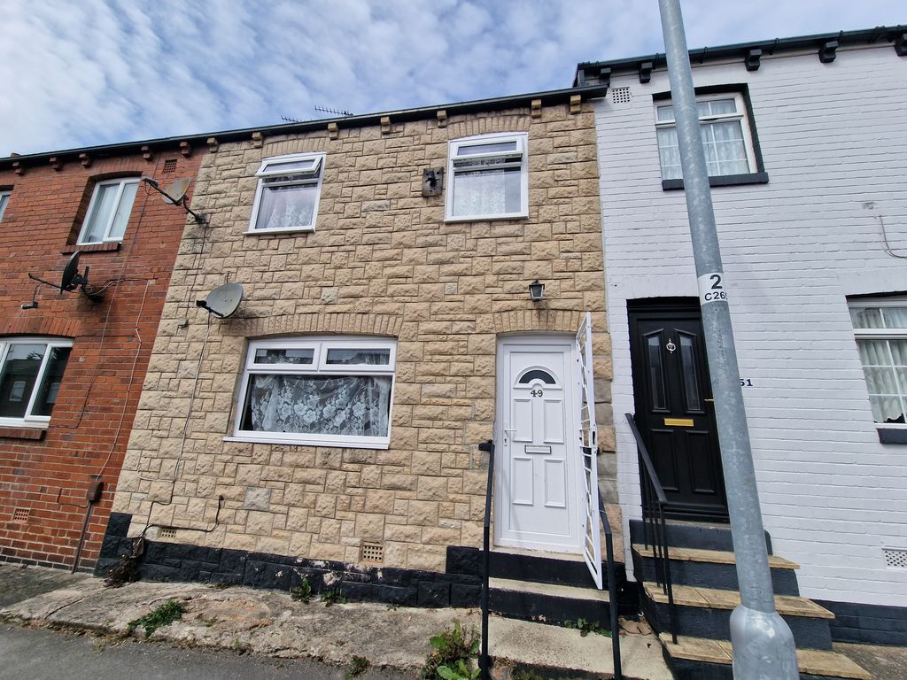 3 bed terraced house to rent in Charlton Place, Leeds LS9 Zoopla