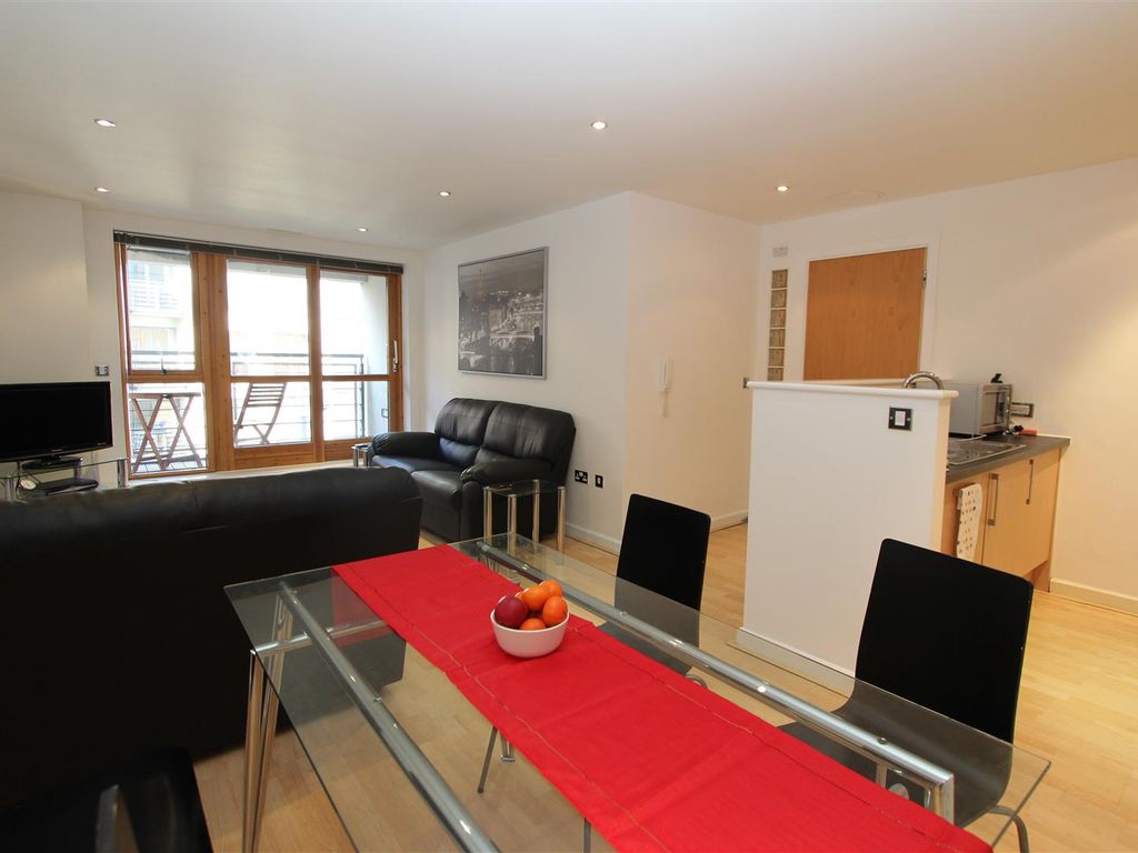 2 bed flat to rent in Bowman Lane, Hunslet, Leeds LS10 Zoopla