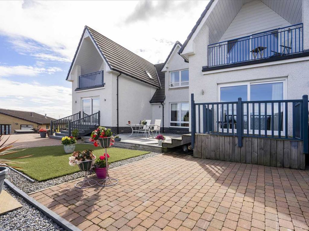 4 bed detached house for sale in Shieldhill Road, Reddingmuirhead
