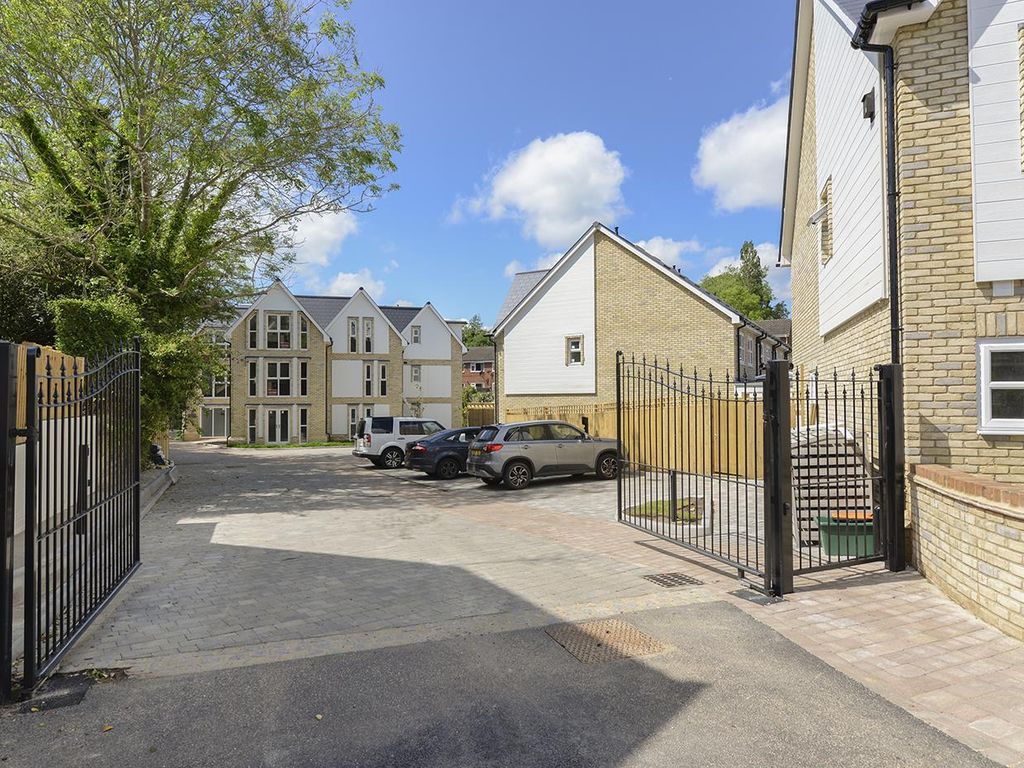 New home, 2 bed flat for sale in Silverdale Mews, Silverdale Road