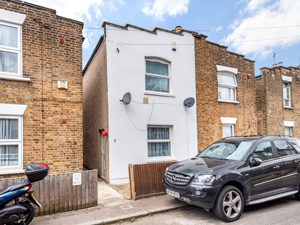 Inverness Road, Hounslow TW3  