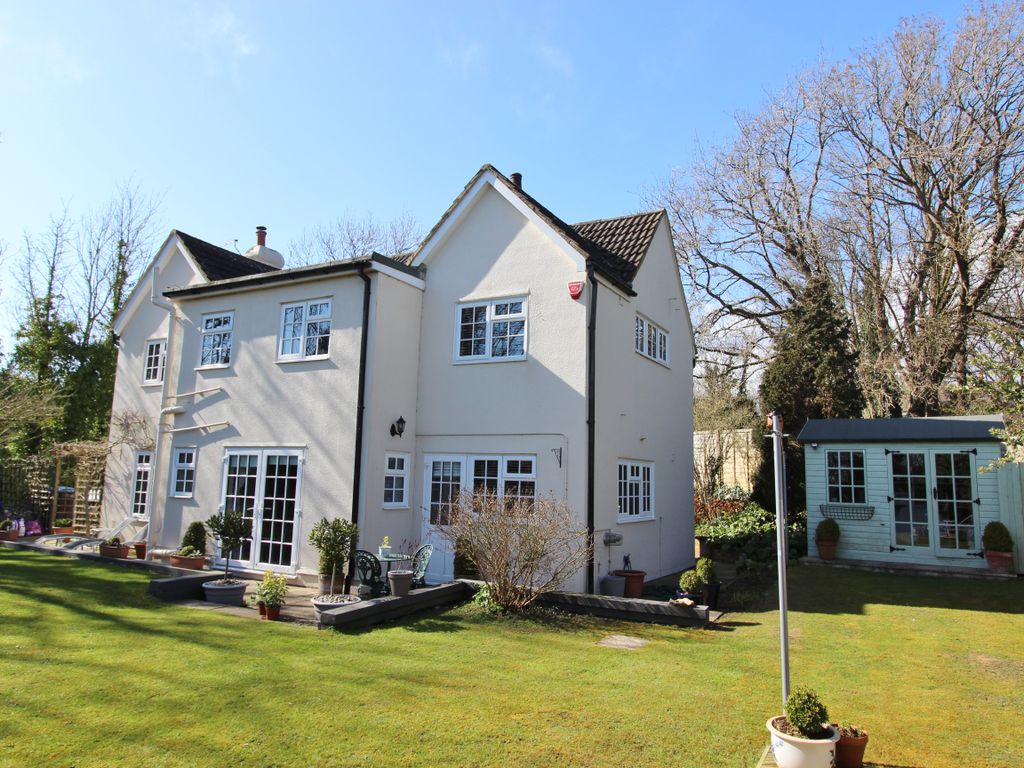 4 bed detached house for sale in Dover Road, Ringwould, Deal CT14, £