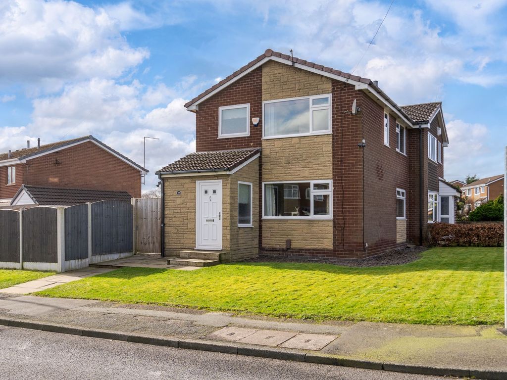 3 bed semidetached house for sale in Somerton Road, Bolton BL2, £
