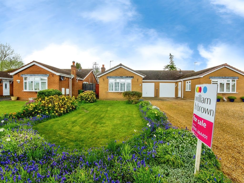 2 bed bungalow for sale in Pear Tree Crescent, Leverington, Wisbech