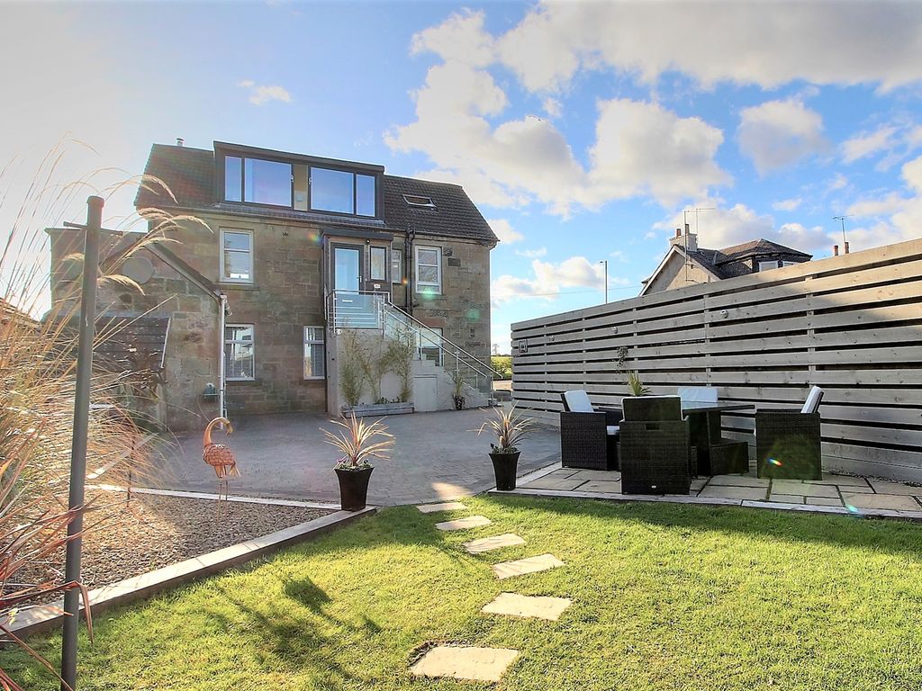 4 bed property for sale in Eaglesham Road, Clarkston, Glasgow G76 Zoopla