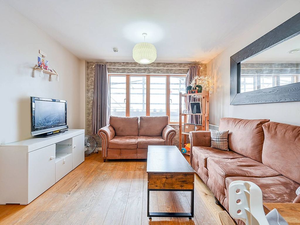 2 bed flat for sale in Drayton Green Road, Ealing, London W13 Zoopla