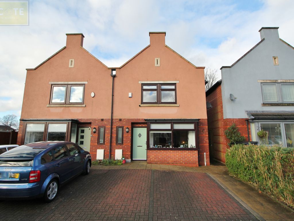 3 bed semidetached house for sale in Jewel Close, Urmston, Trafford