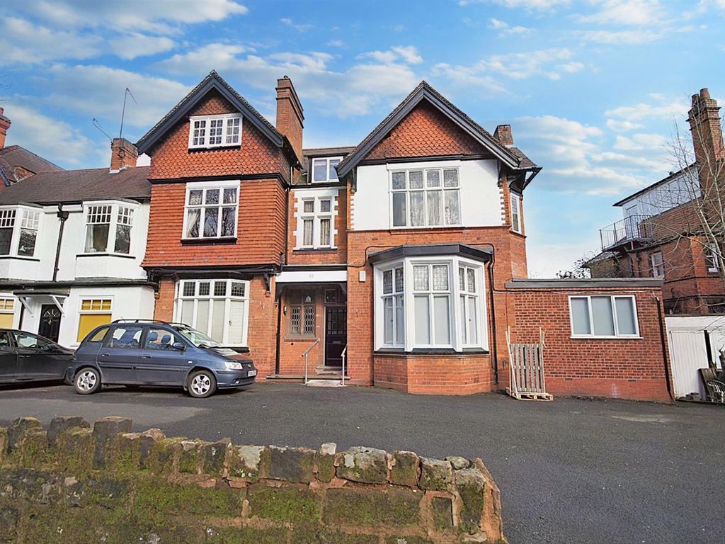 2 bed flat for sale in Salisbury Road, Moseley, Birmingham B13, £