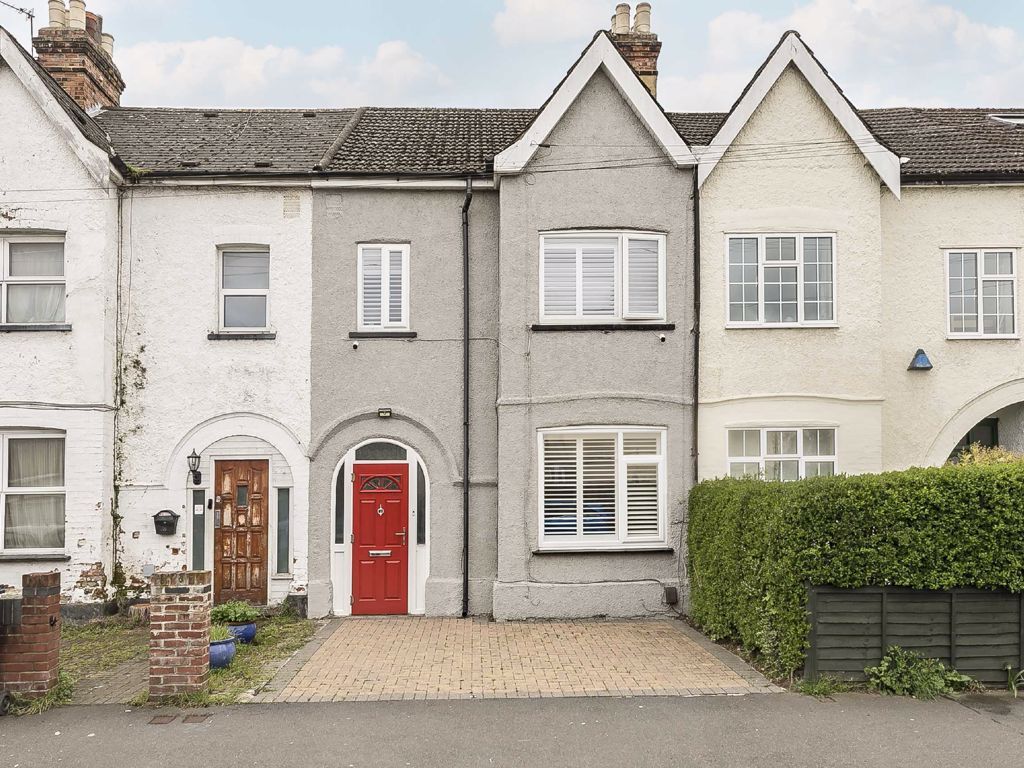 3 bed property for sale in Danesbury Road, Feltham TW13 Zoopla