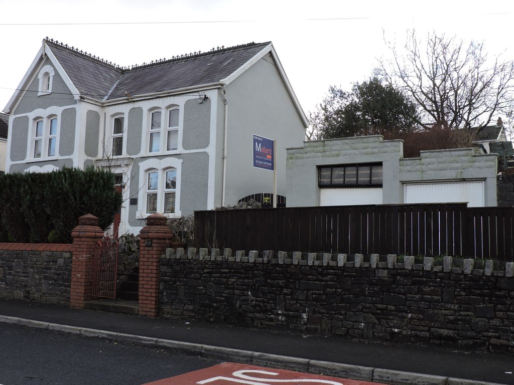 4 bed detached house for sale in Gwilym Road, Cwmllynfell, Swansea SA9