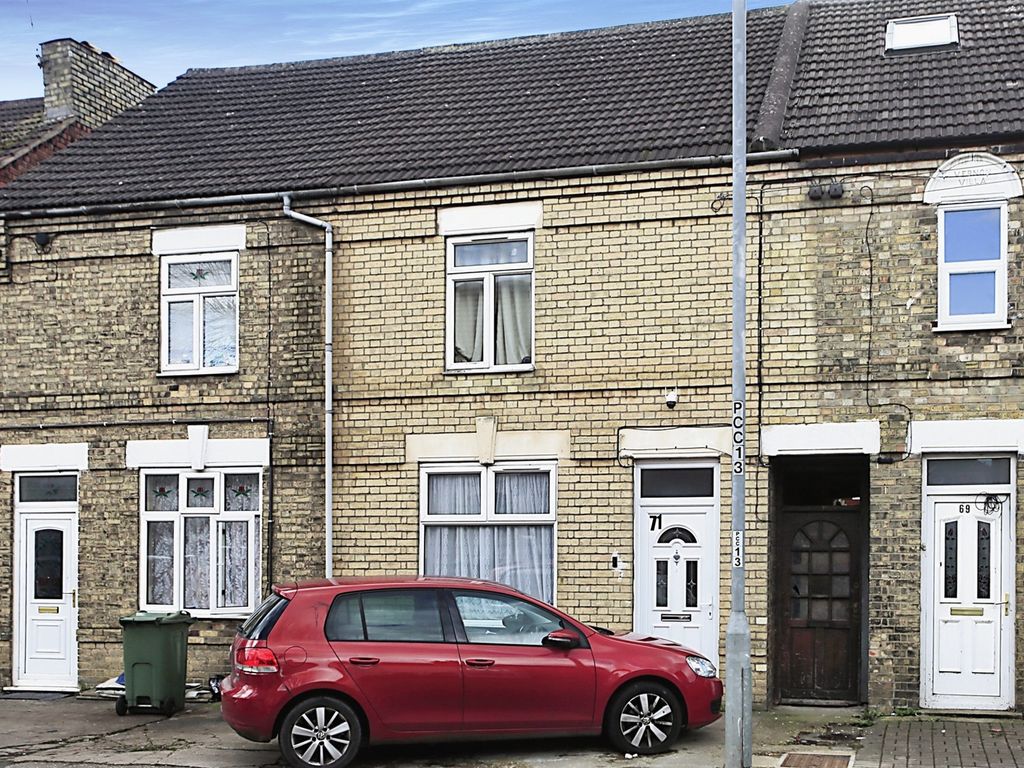 4 bed terraced house for sale in Taverners Road, Peterborough PE1 Zoopla