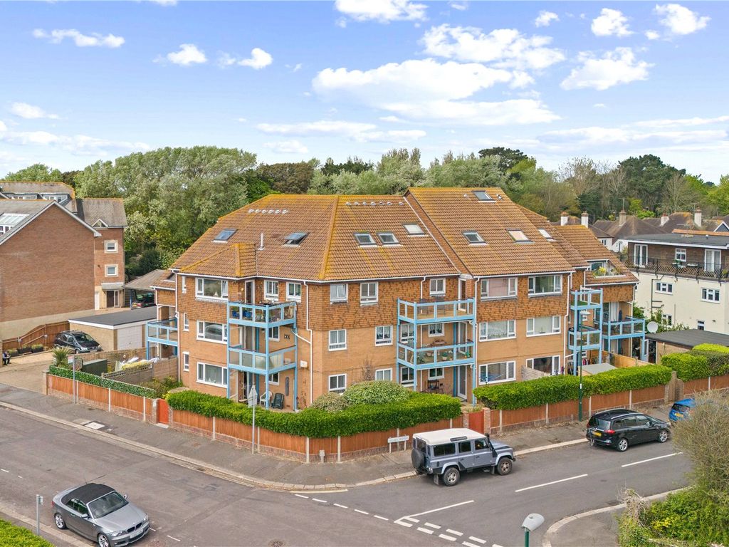 3 bed flat for sale in Kings Parade, Bognor Regis, West Sussex PO21, £