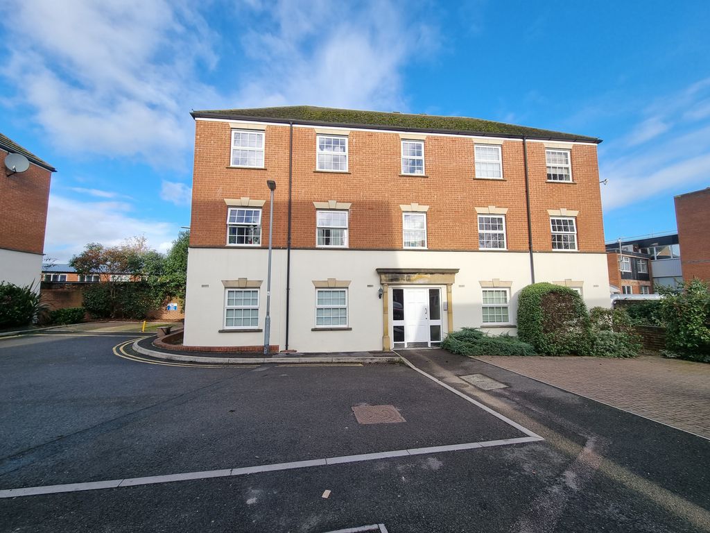 1 bed flat to rent in Gatehouse Court, Taunton TA1 Zoopla