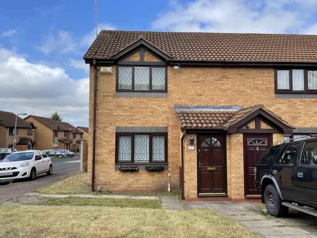 2 bed terraced house to rent in Avocet Close, Stechford, Birmingham B33