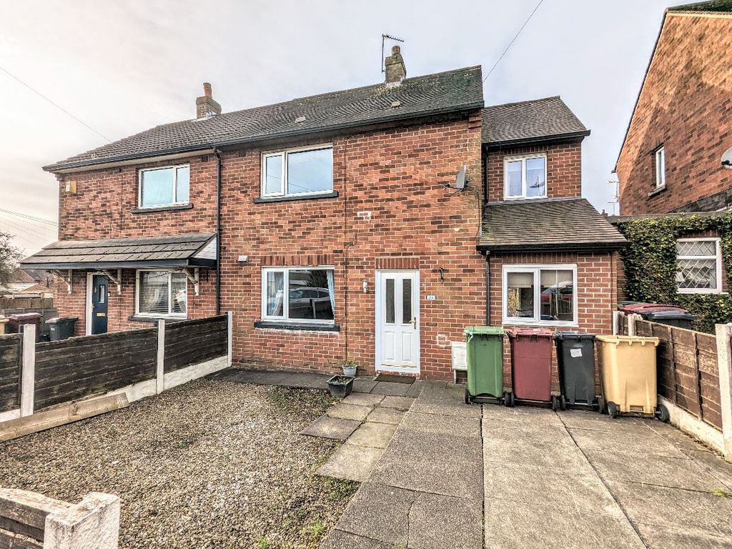 3 bed semidetached house for sale in Mossfield Road, Kearsley, Bolton