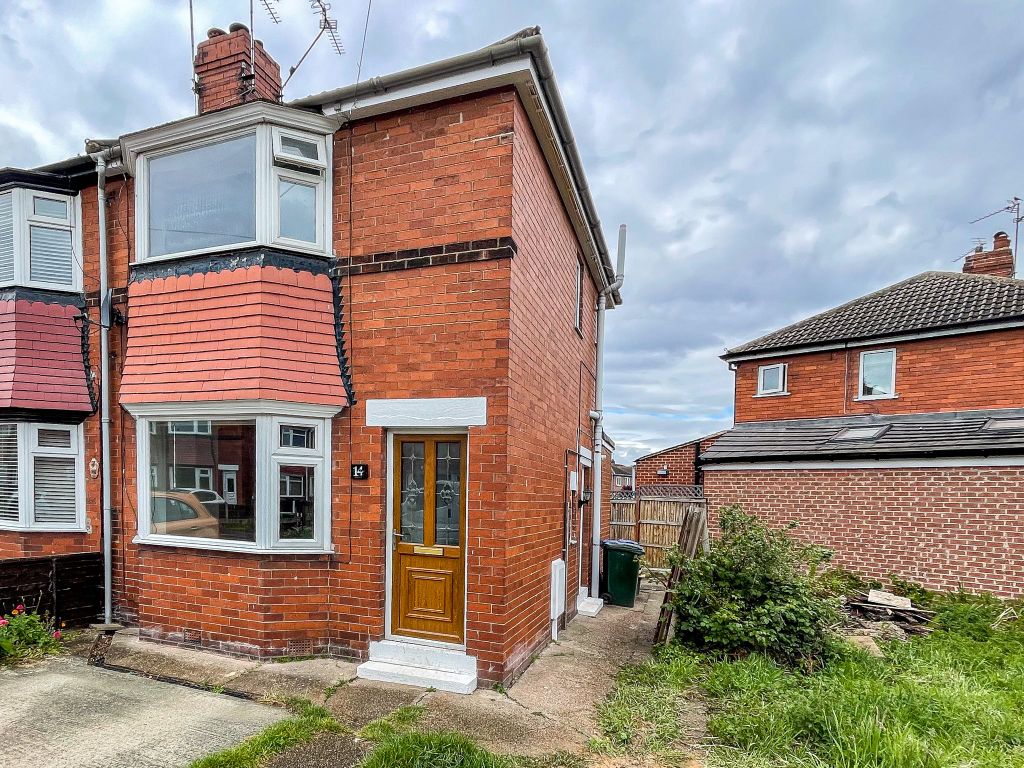 2 bed semidetached house to rent in Bridge Grove, Cusworth, Doncaster