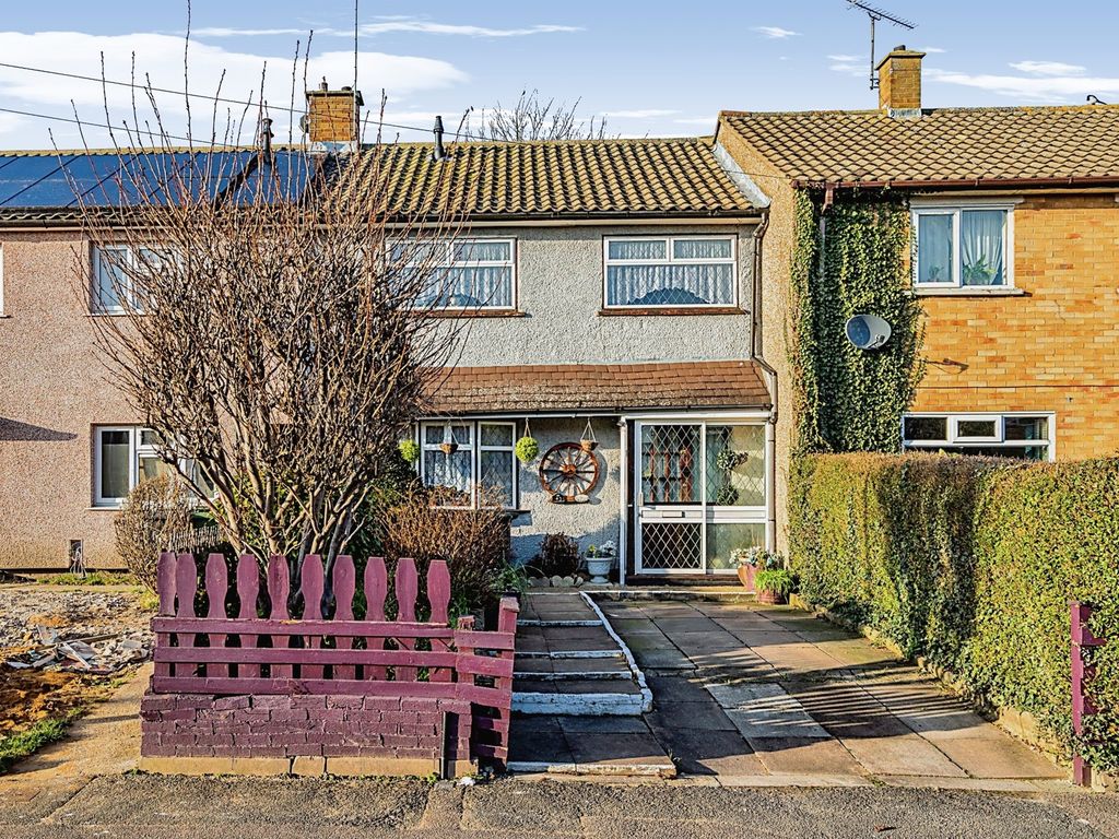 3 bed terraced house for sale in Drayton Road, Luton LU4, £280,000 Zoopla