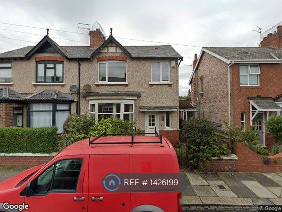 3 bed semidetached house to rent in Hedley Avenue, Blyth NE24, £700