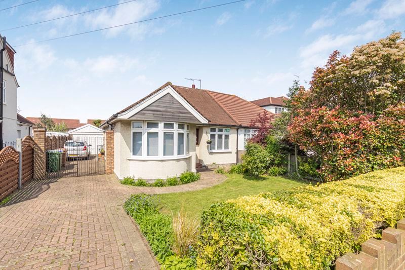 3 bed bungalow for sale in Hurst Road, Bexley DA5, £425,000 Zoopla