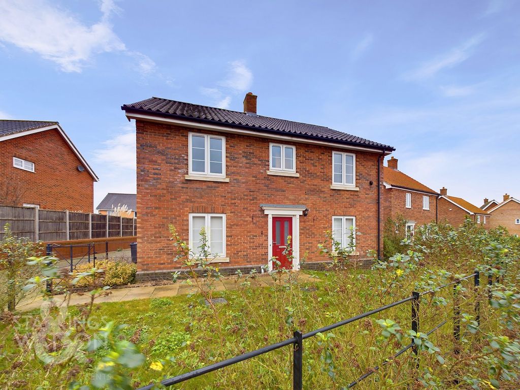 4 bed detached house to rent in Mentmore Way, Poringland, Norwich NR14