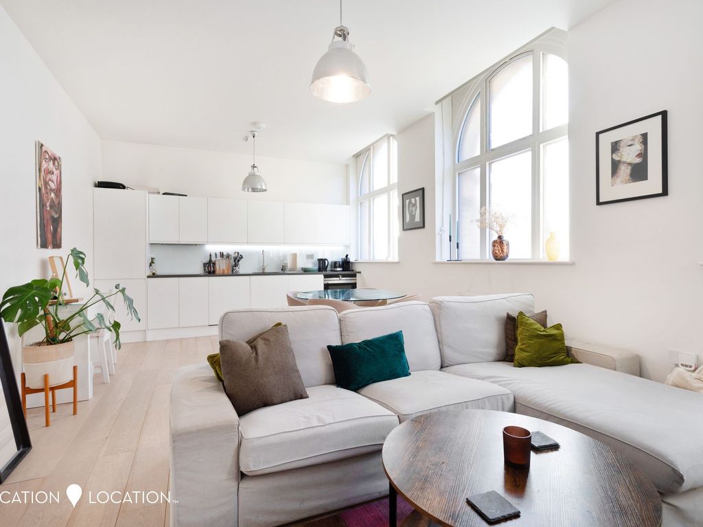1 bed flat for sale in Newington Green, London N16, £450,000 Zoopla