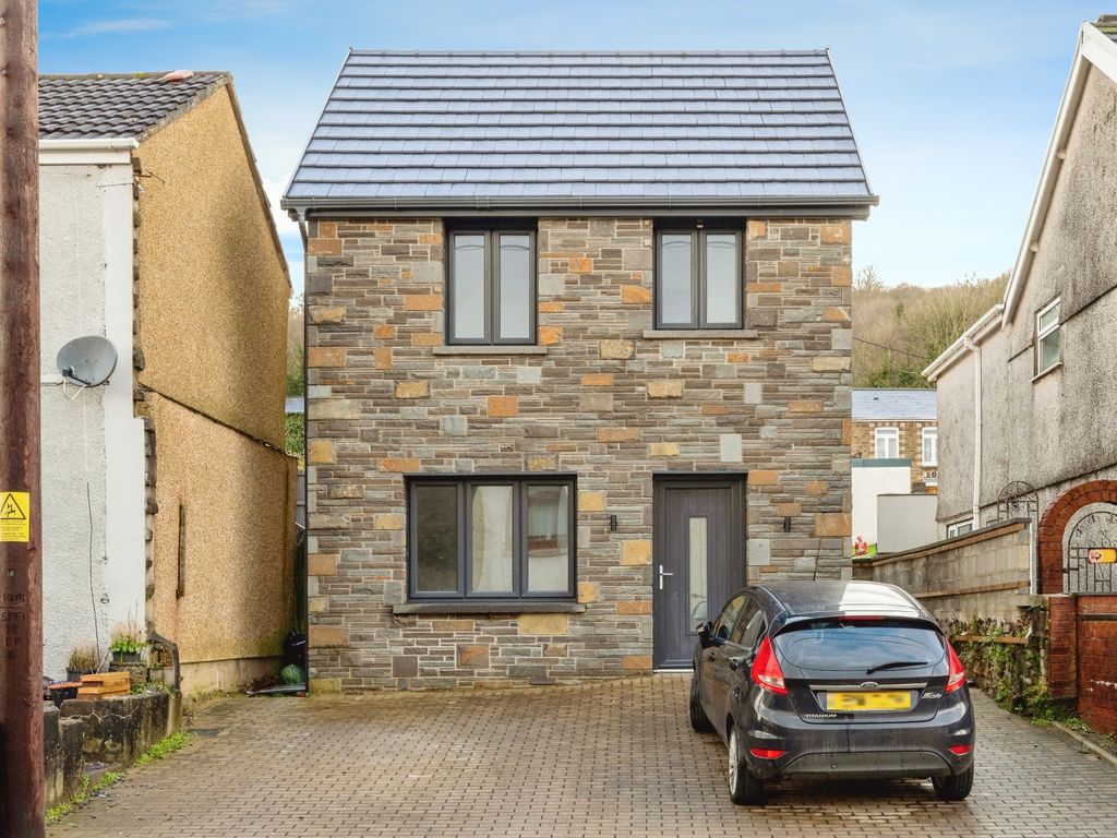 New home, 3 bed detached house for sale in Swansea Road, Trebanos