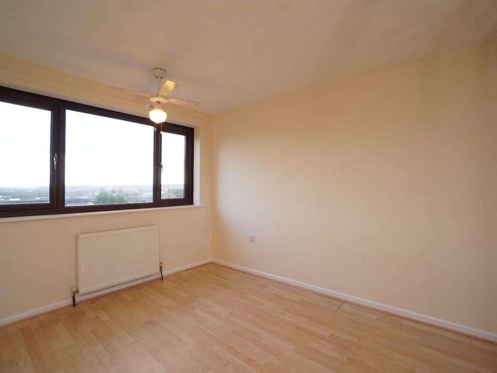 3 bed terraced house for sale in Taunton Grove, Wincobank, Sheffield S9