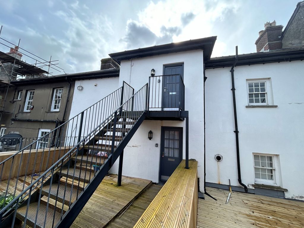 2 bed property to rent in Bulwark, Brecon LD3, £650 pcm Zoopla