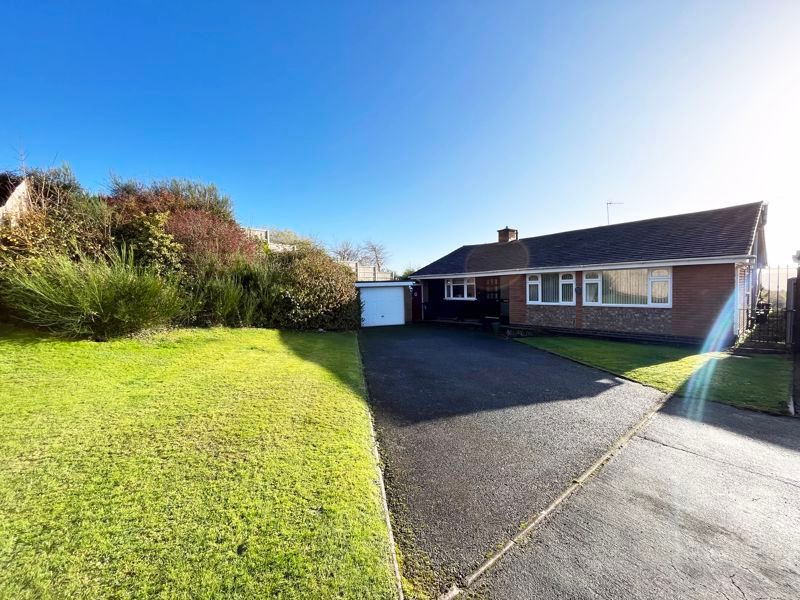 3 bed detached bungalow for sale in Alpine Drive, Netherton, Dudley DY2