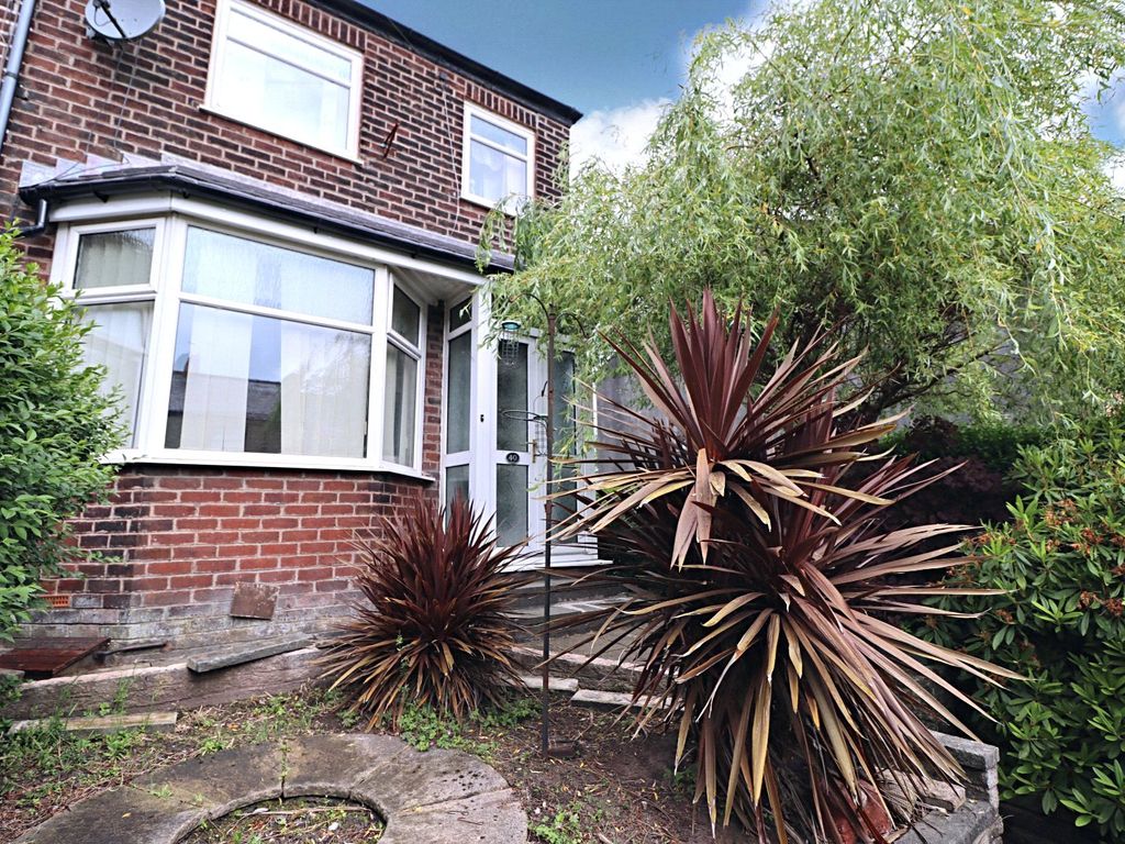 2 bed end terrace house for sale in Kings Road, Blackburn, Lancashire