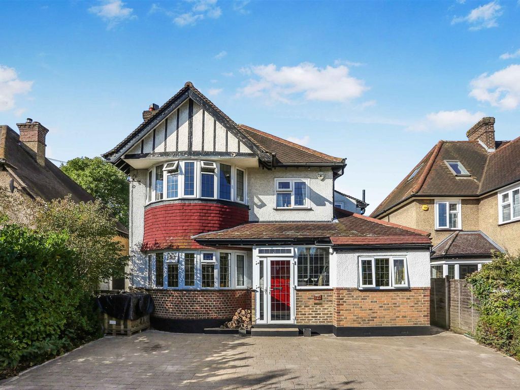 5 bed detached house for sale in Beresford Road, Sutton SM2, £850,000