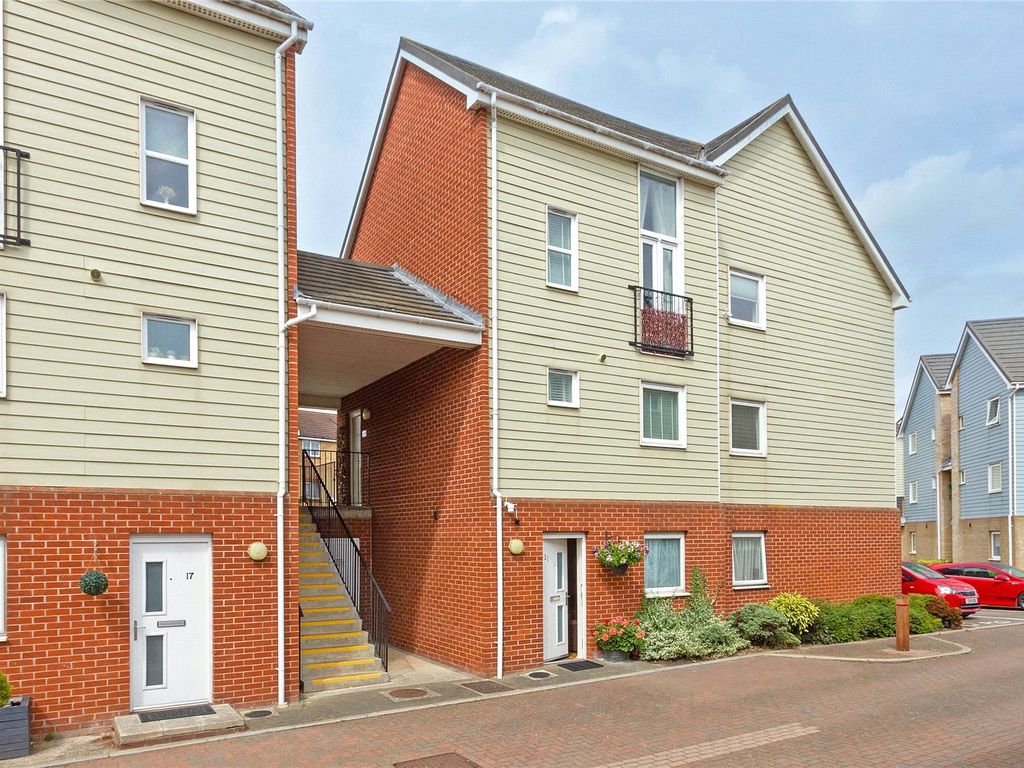 2 bed flat to rent in Onyx Drive, Sittingbourne ME10 Zoopla