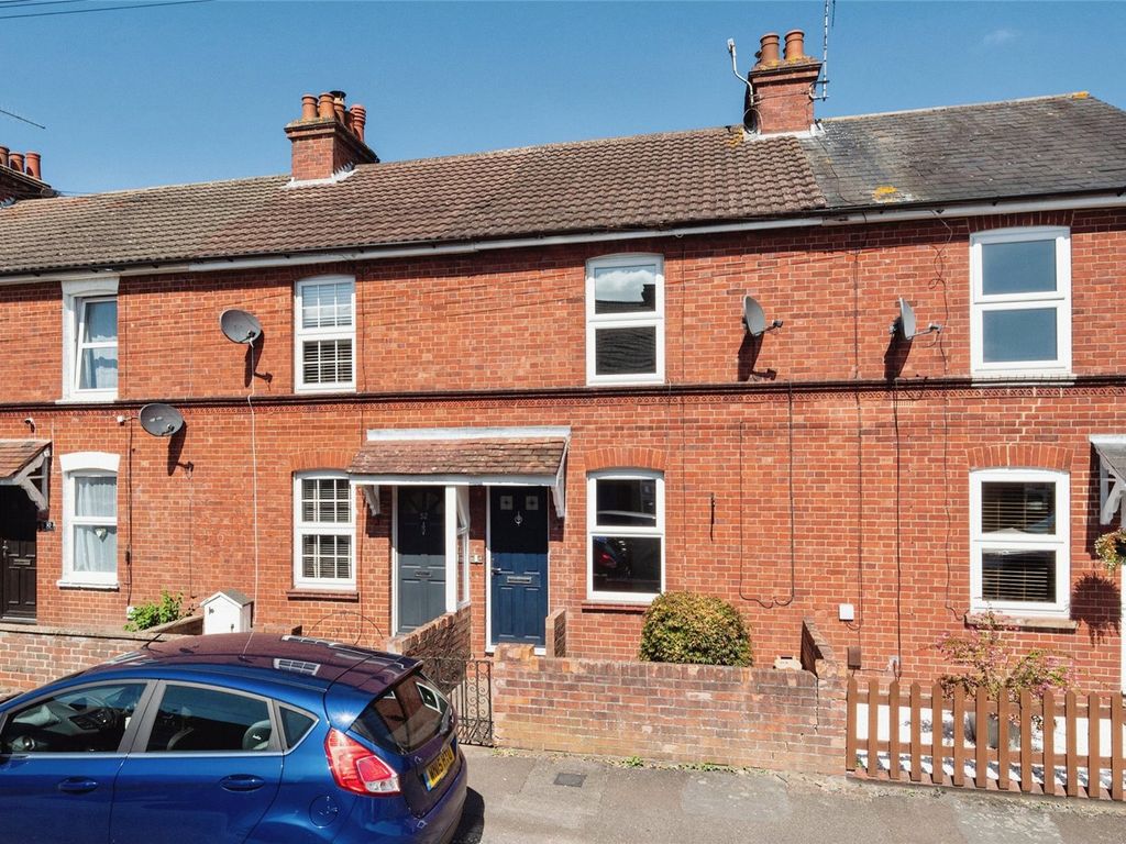 2 bed terraced house for sale in Nursery Road, Tunbridge Wells, Kent