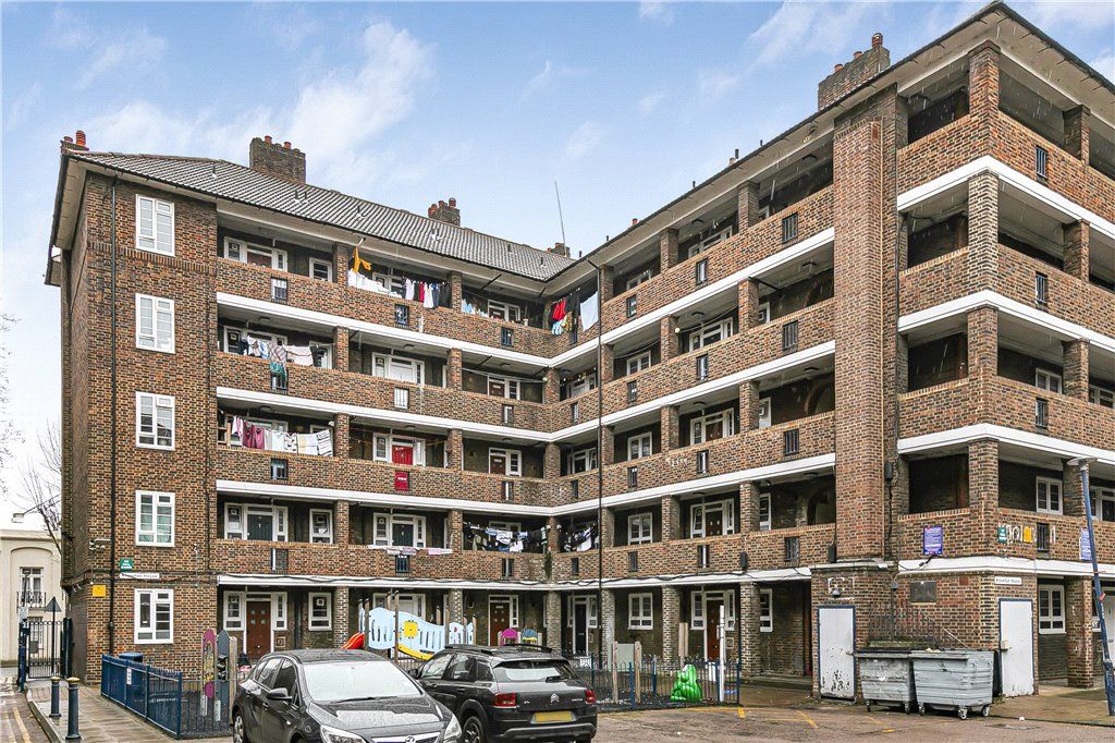 2 bed flat for sale in Cowley Road, London SW9 Zoopla