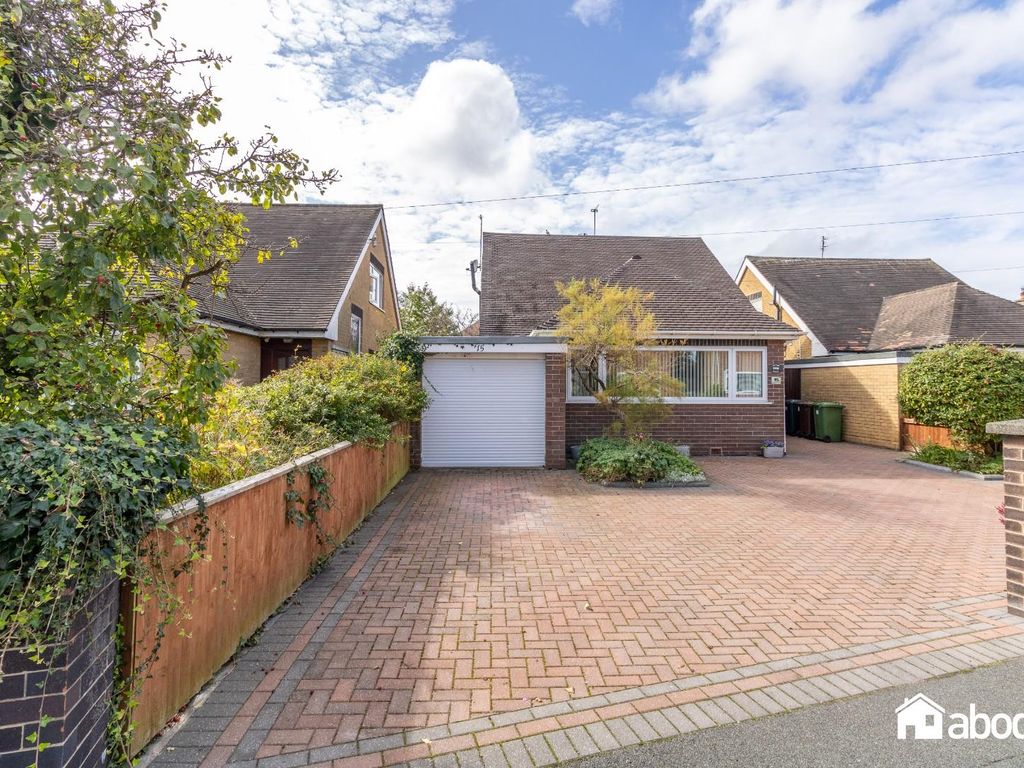 3 bed detached bungalow for sale in Dickinson Road, Formby, Liverpool