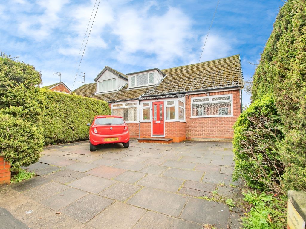 2 bed bungalow for sale in Newearth Road, Worsley, Manchester, Greater