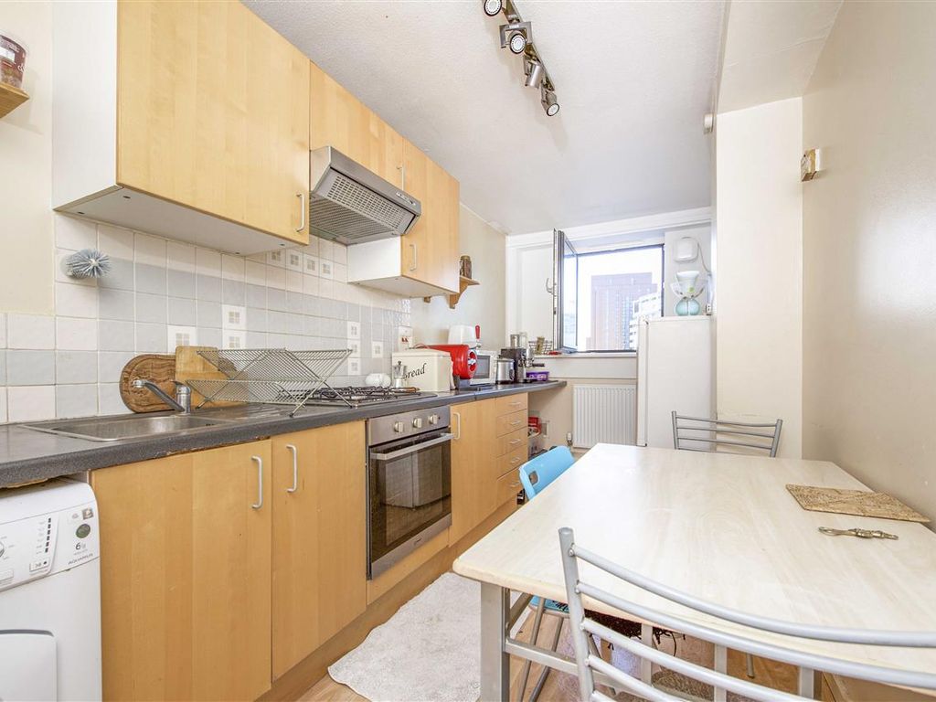 1 bed flat for sale in Sudbury House, 85 Wandsworth High Street, London
