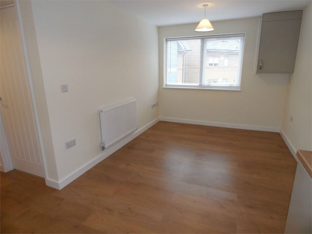 2 bed flat to rent in Bretton Green, Bretton, Peterborough PE3 Zoopla