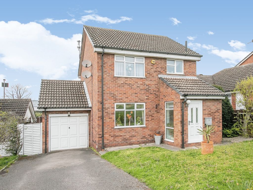 3 bed detached house for sale in St. Andrews Gardens, Colchester CO4