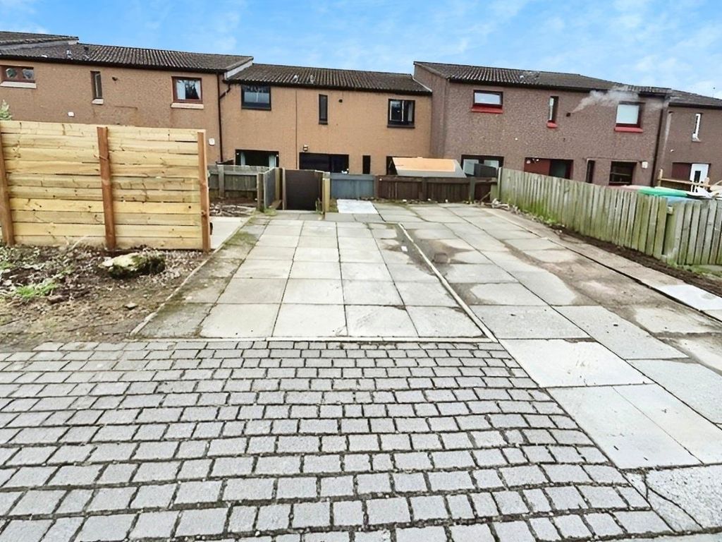 3 bed terraced house for sale in Kintore Park, Leslie, Glenrothes KY7