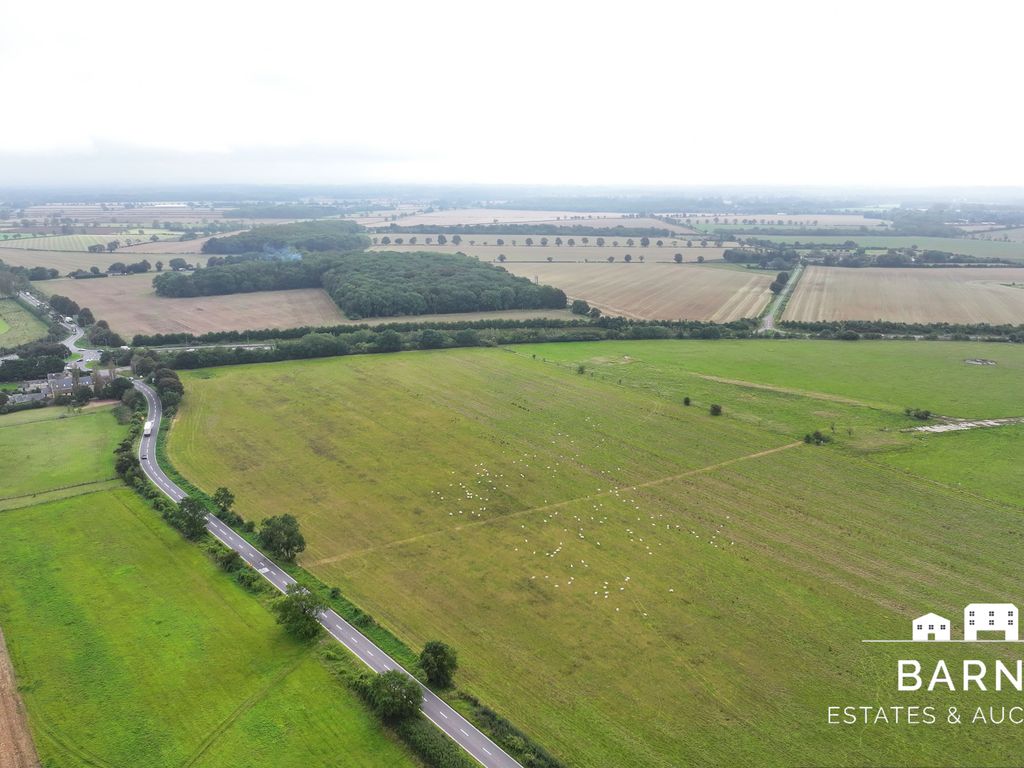 Land for sale in Evenley, Northampton NN13, £15,000 Zoopla