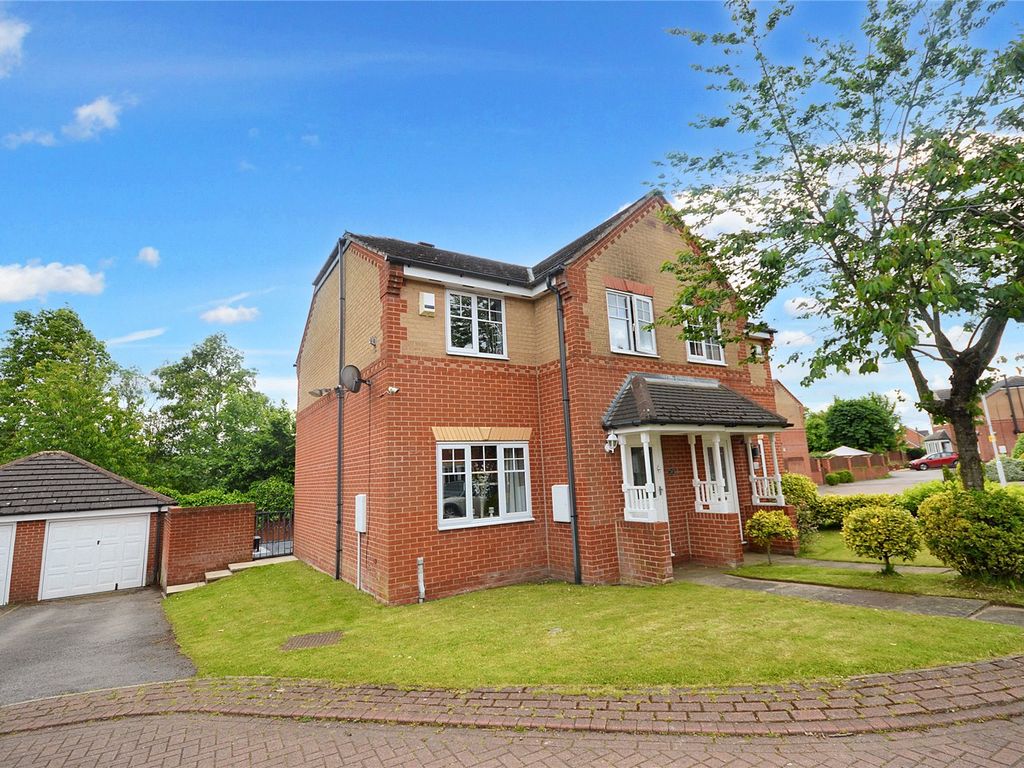 3 bed semidetached house for sale in Markington Place, Leeds, West